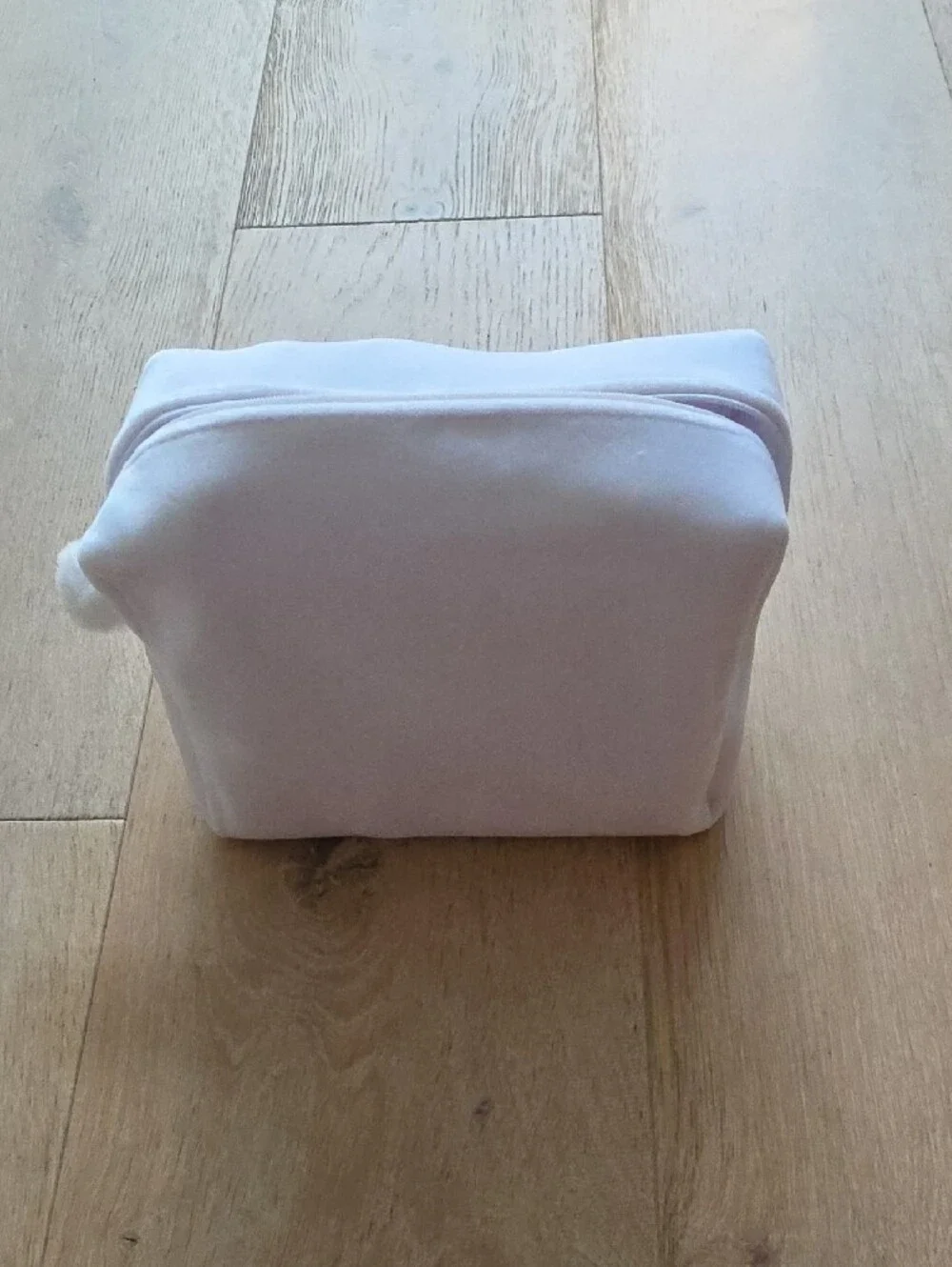 NWOT Clarins White Velvet Toiletry Bag